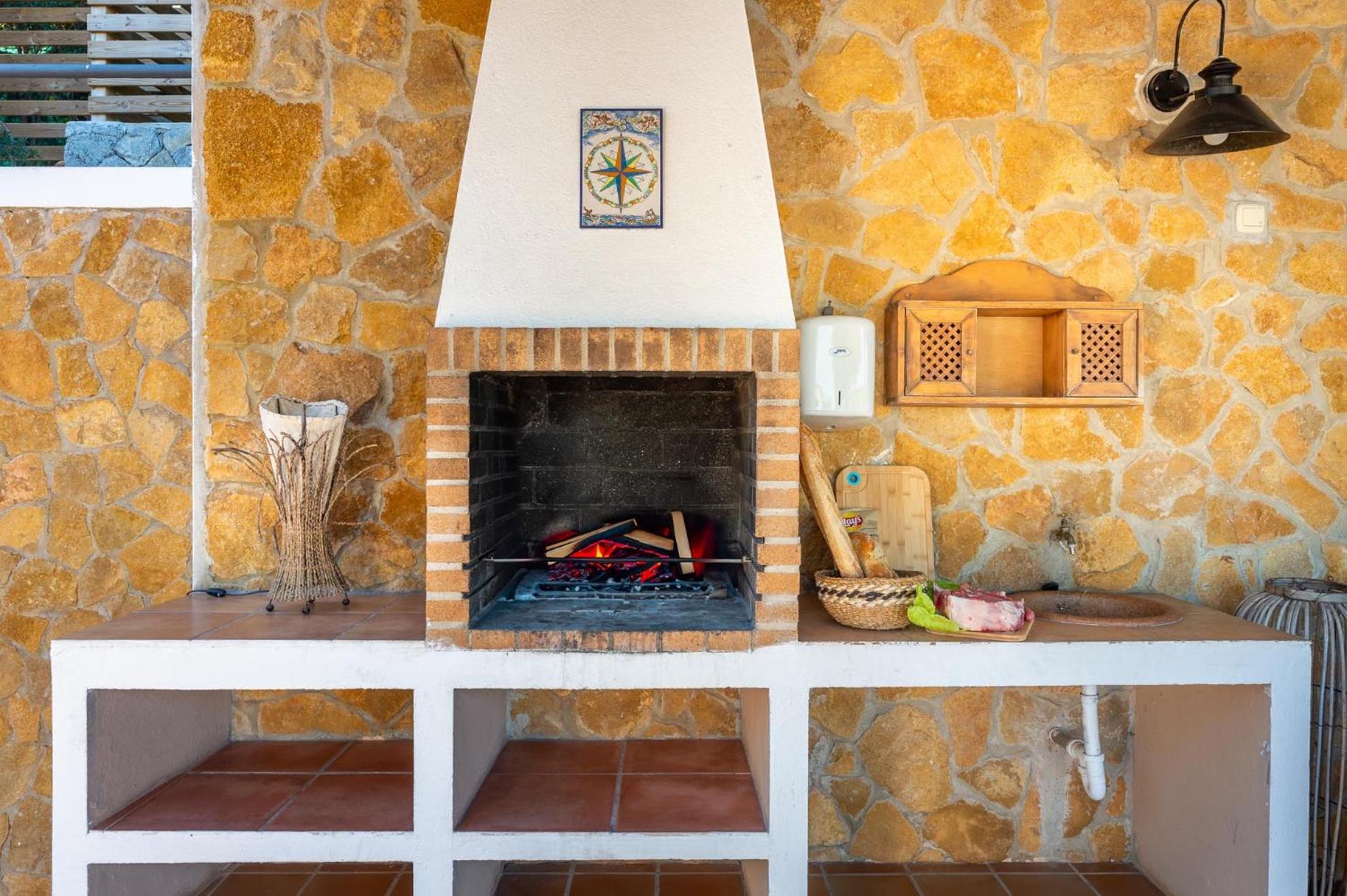 Bonaire, Up To 8+2 With Pool & Views