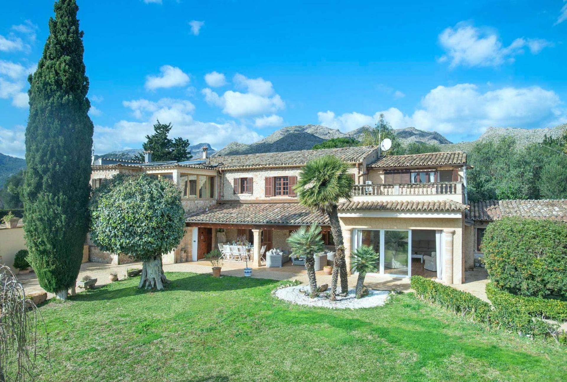 Villa Can Bandera By Vintage Travel Pollenca
