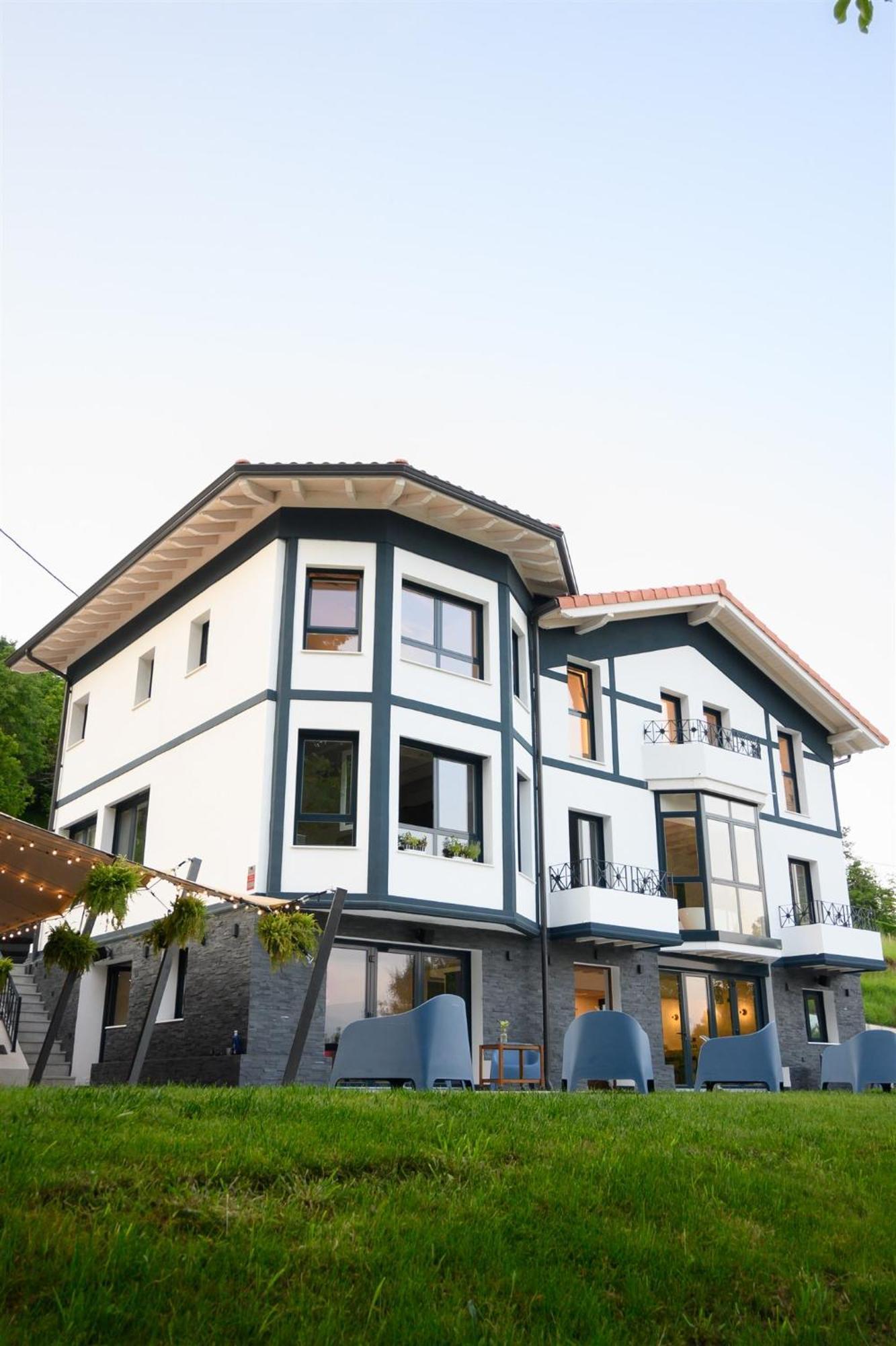 Neguetxea Boutique Hotel Guernica y Luno