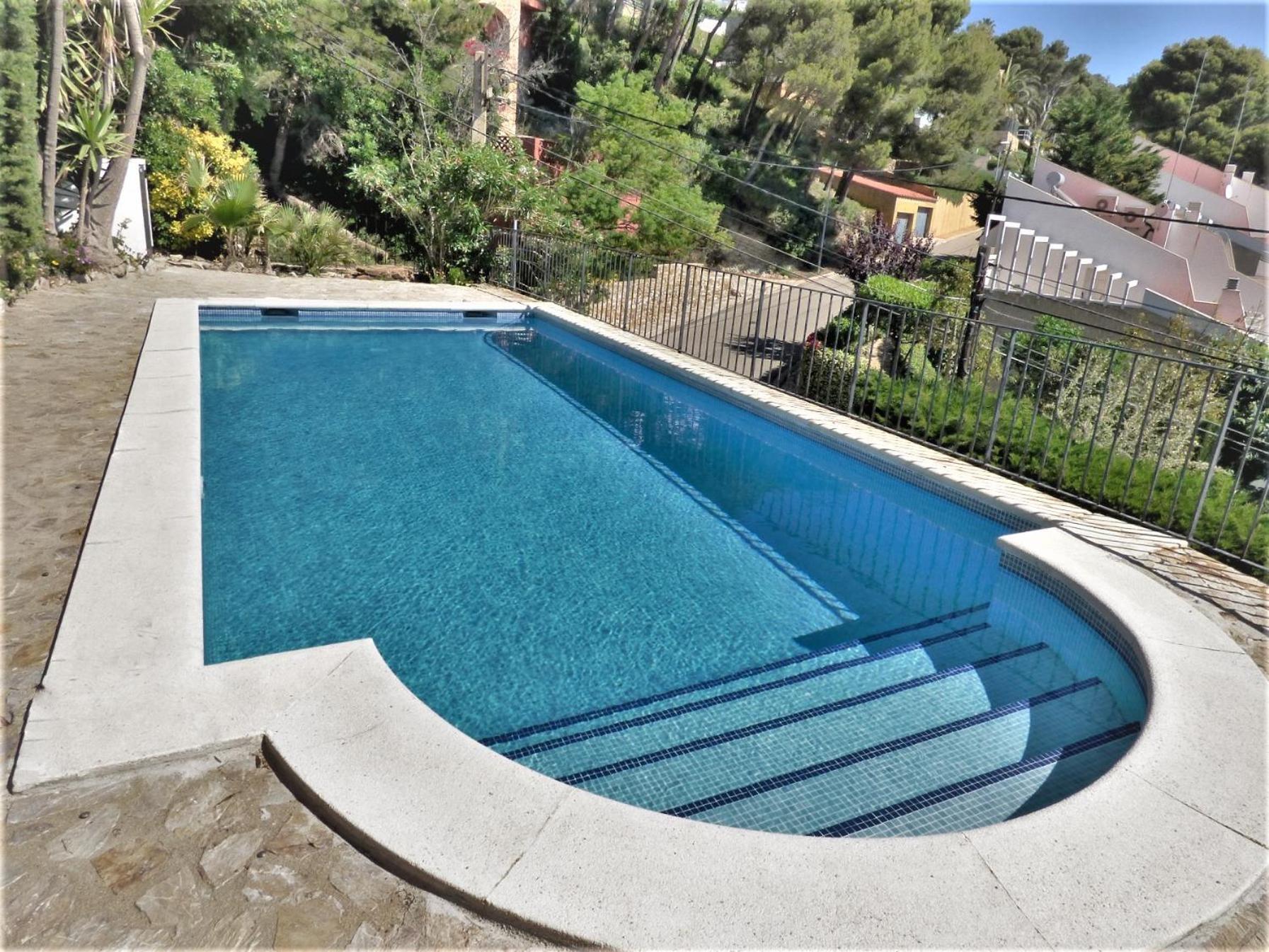 Apartamento Sol Y Mar 8-maison Jumelée Avec Terrasse, Piscine Et Parking Communautaire, Surplomb De