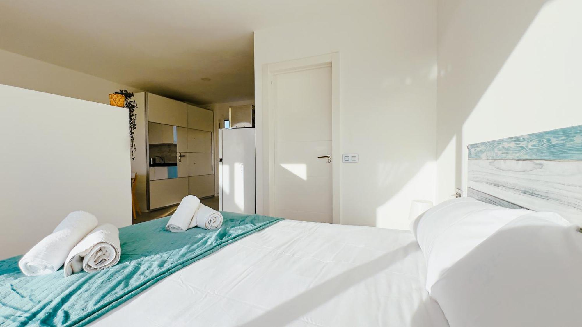 Oleholidays 345 Romana Playa Atico Vistas Al Mar Apartment Marbella
