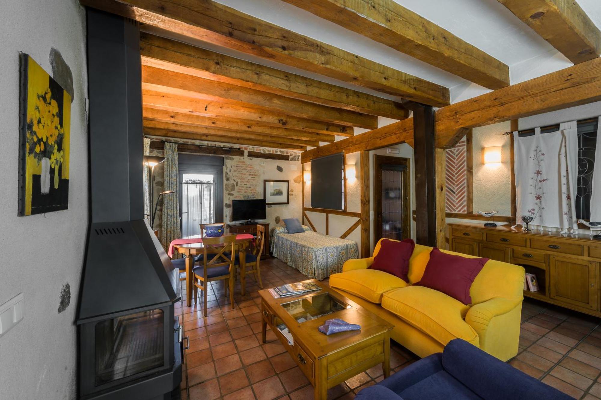 Aparthotel Lobiche