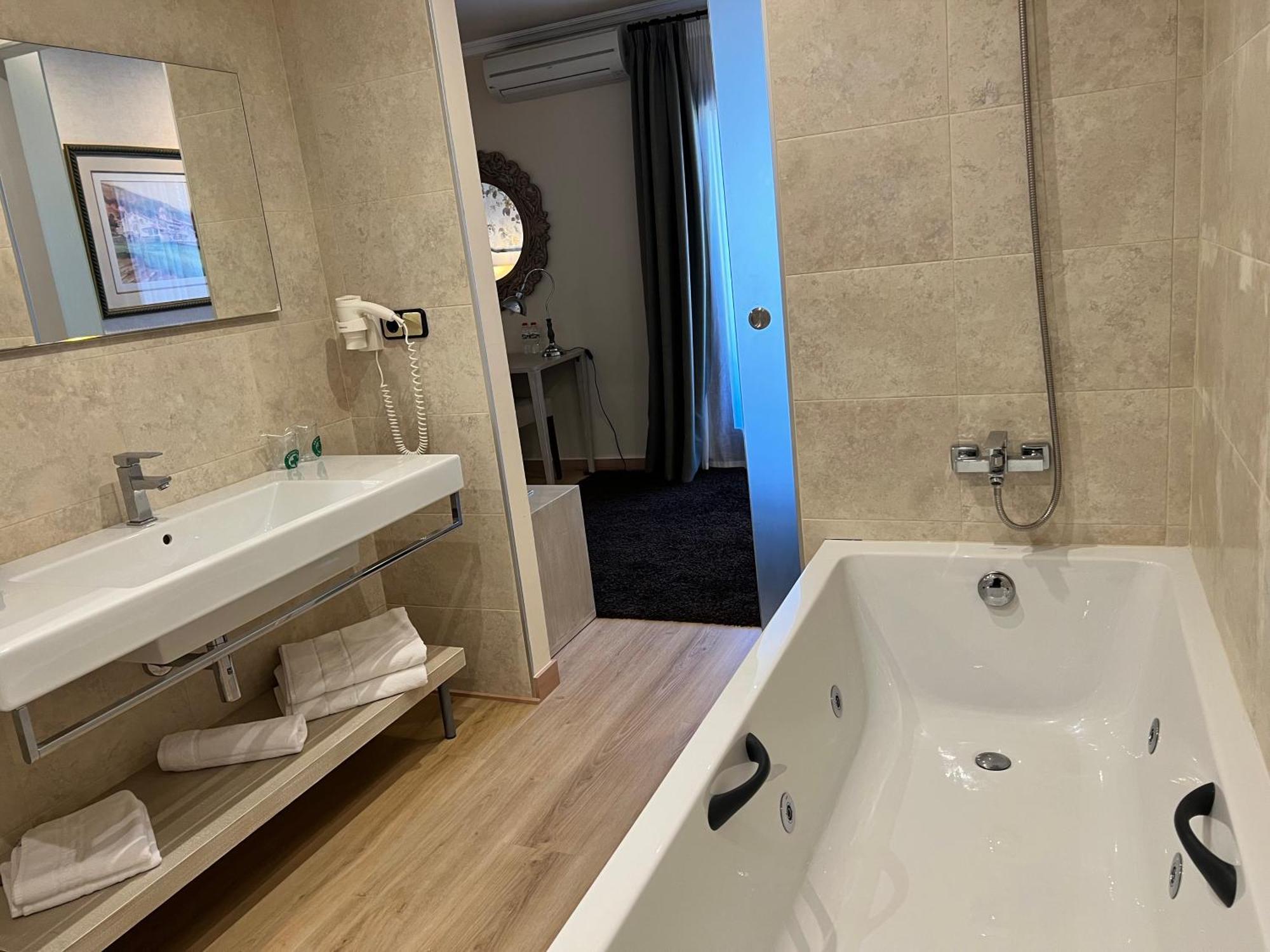 Marlet Boutique Hotel Montseny