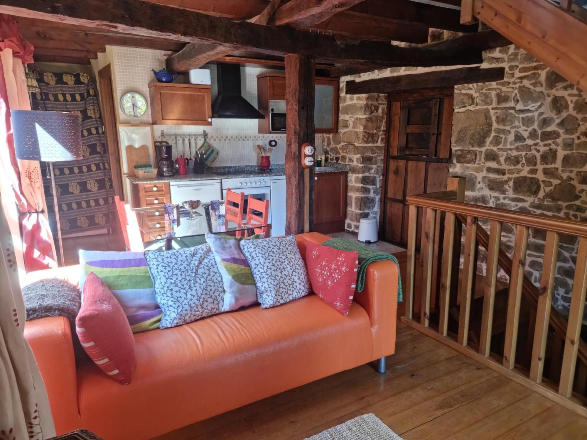 La Casa De Chimeneas Tudes