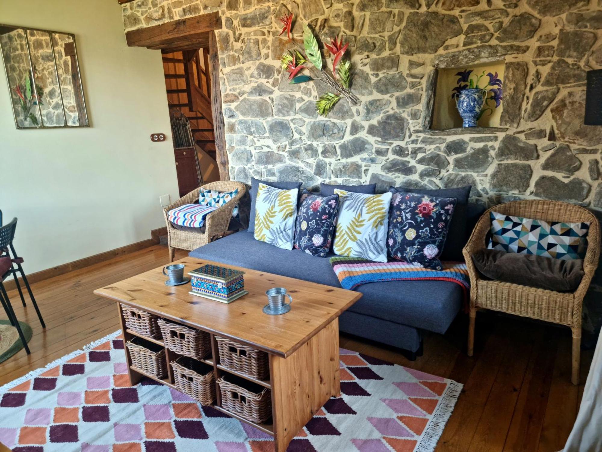 Apartamento La Casa De Chimeneas Tudes