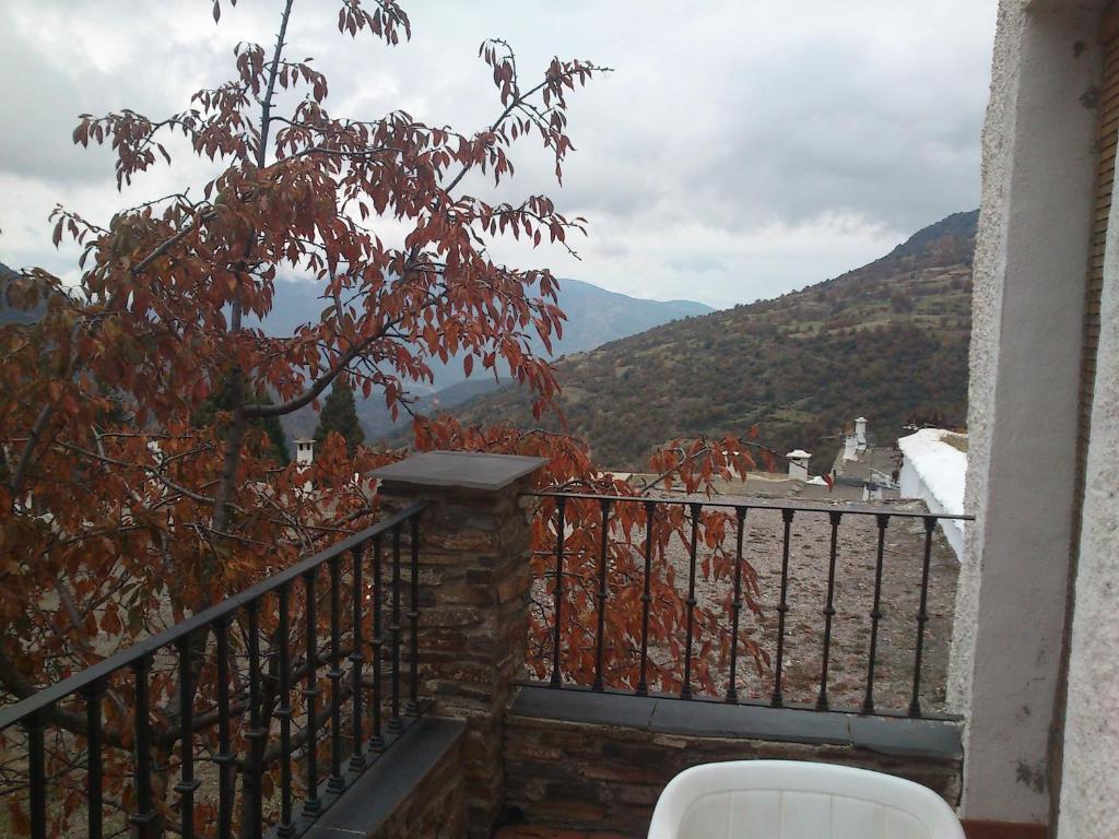 Rural Poqueira Hotel 2*