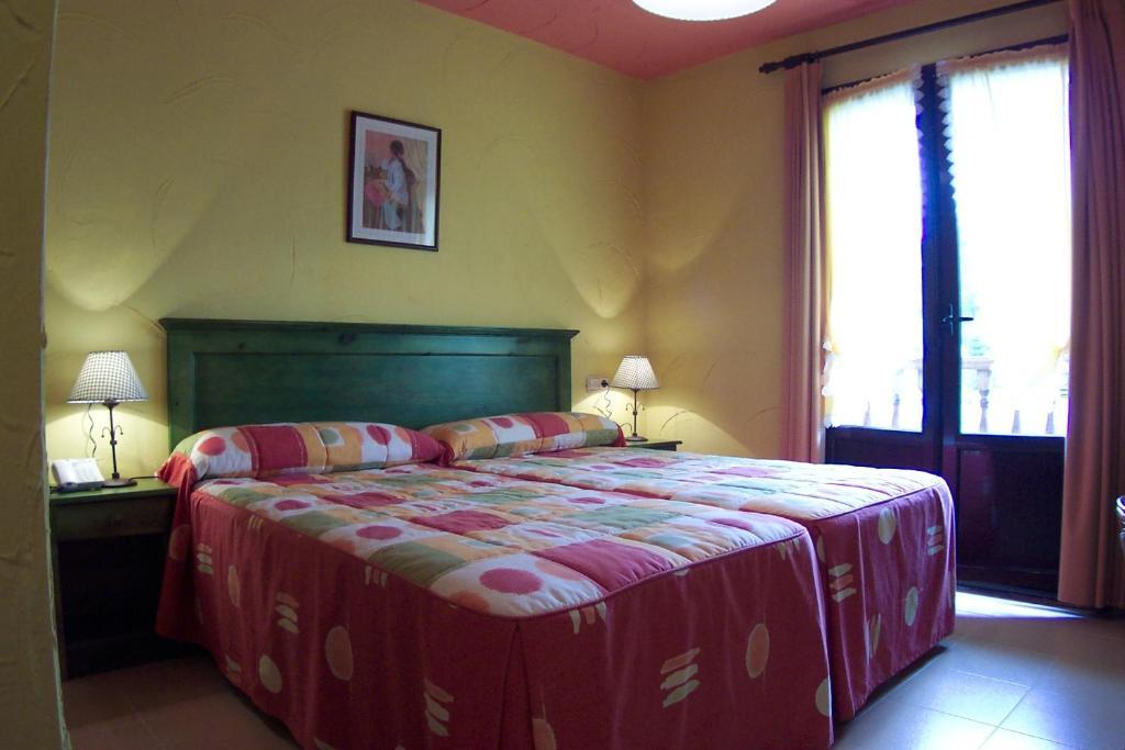 Conjunto Hotelero La Pasera 2* Soto De Cangas