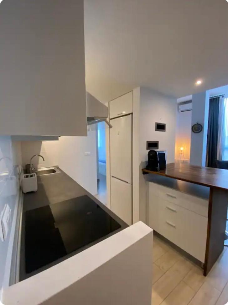Apartment Rent Aparts Milagrosa 1