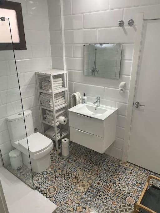 Maison Traditionnelle- 190 M Carre- Jusqu A 8 Pers- Place Ideale Centre Apartamento