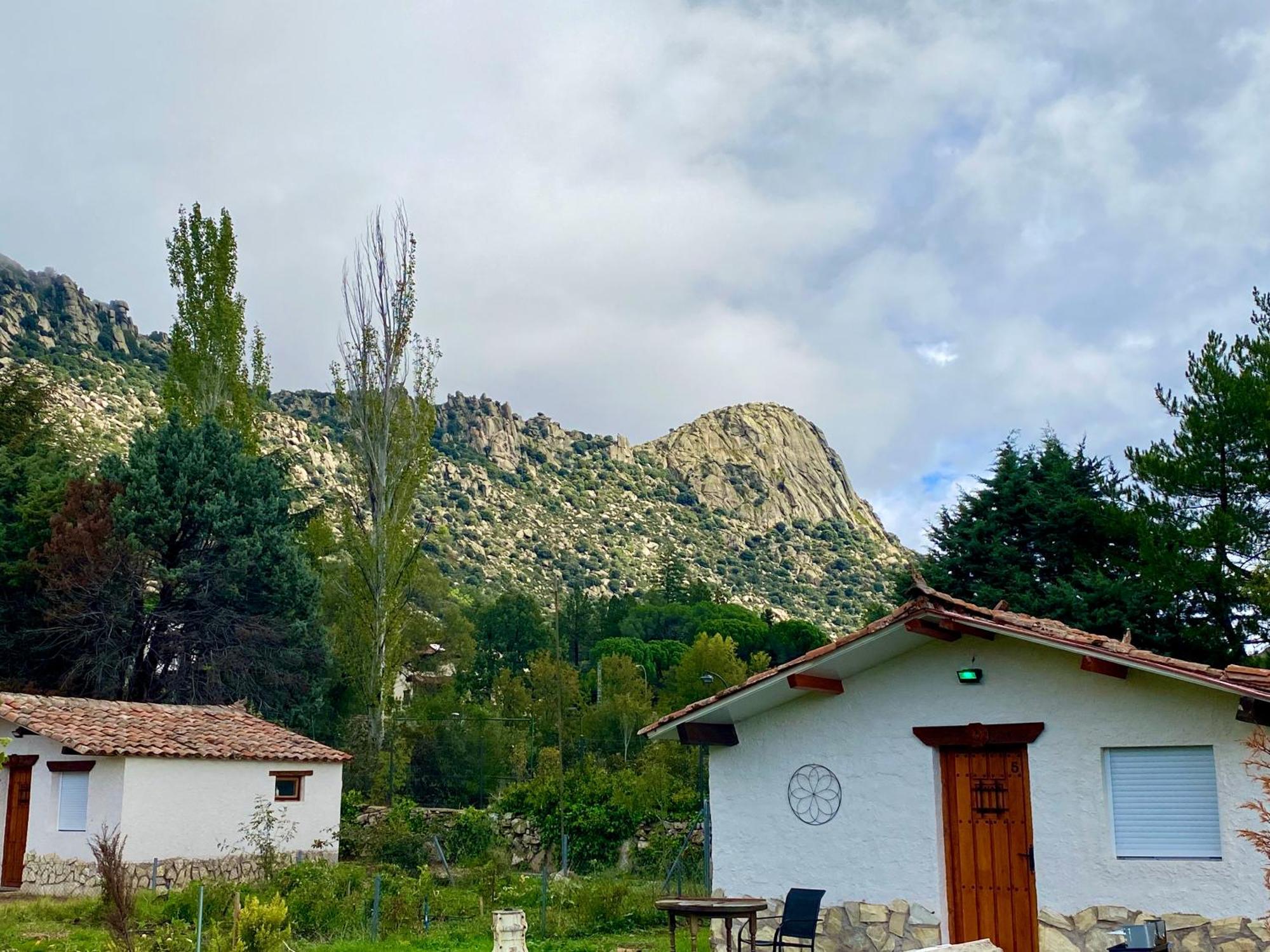 Magnífico Castillo Privado, Elevado En La Roca * La Cabrera