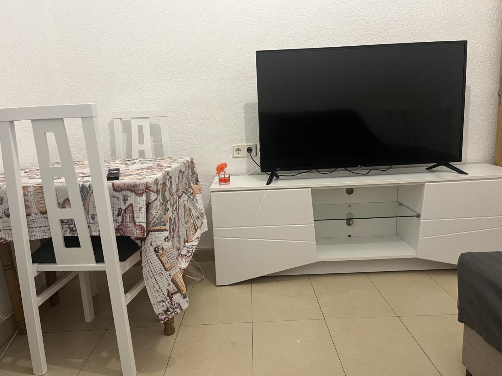 Apartment Alojamiento Junto A La Feria *