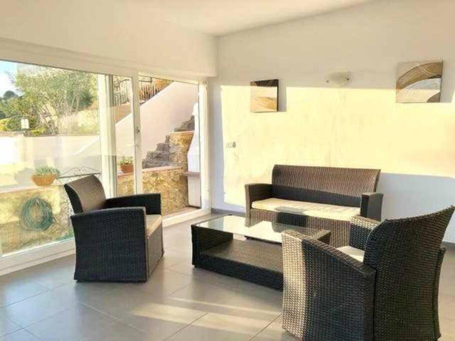 Apartamento Amplio Con Jardin En Almadrava