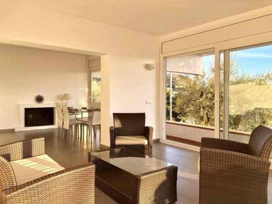 Apartamento Amplio Con Jardin En Almadrava