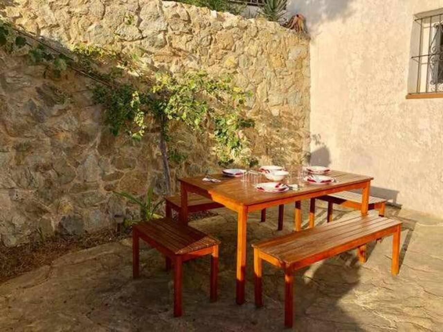 Amplio Con Jardin En Almadrava * Rosas