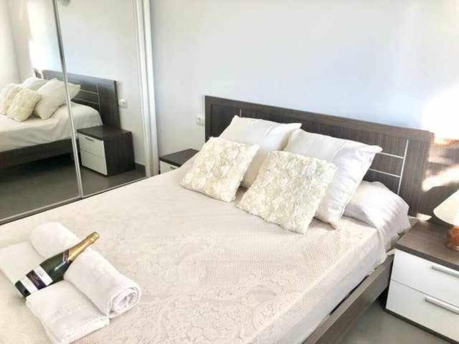 Apartamento Amplio Con Jardin En Almadrava *