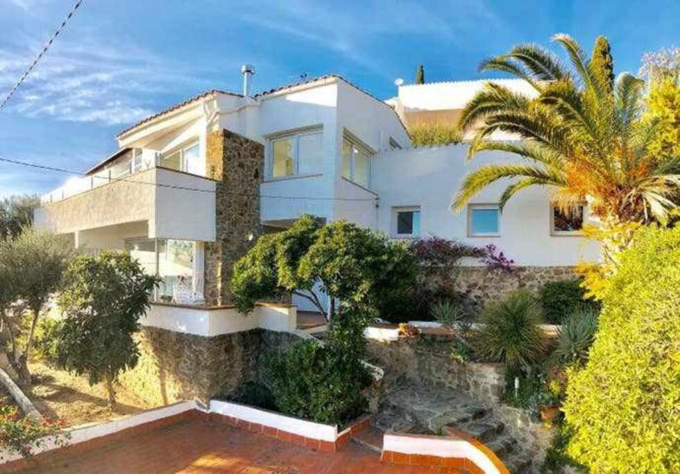 Apartamento Amplio Con Jardin En Almadrava *