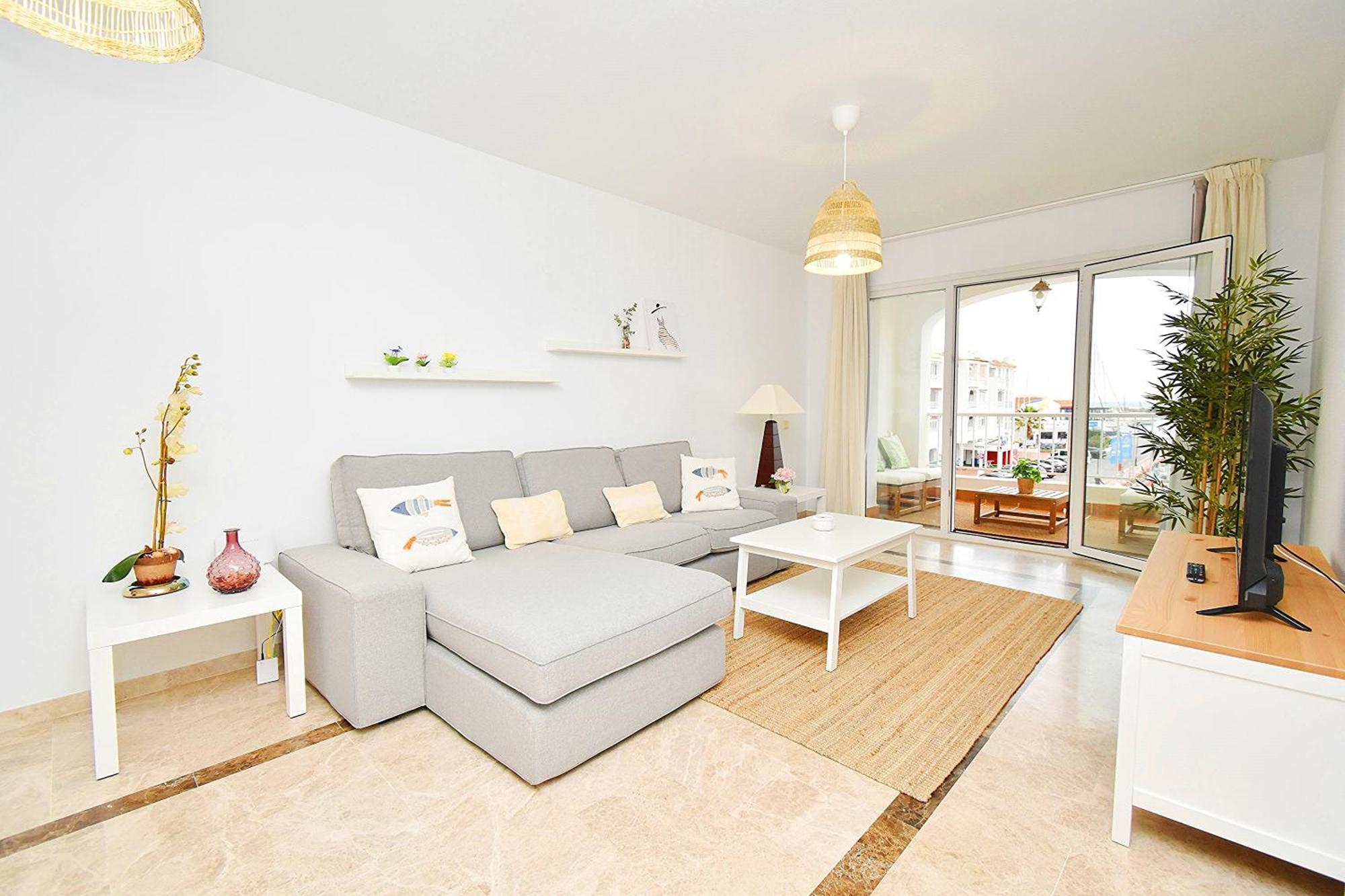 Expoholidays - Puerto Deportivo La Goleta Apartamento