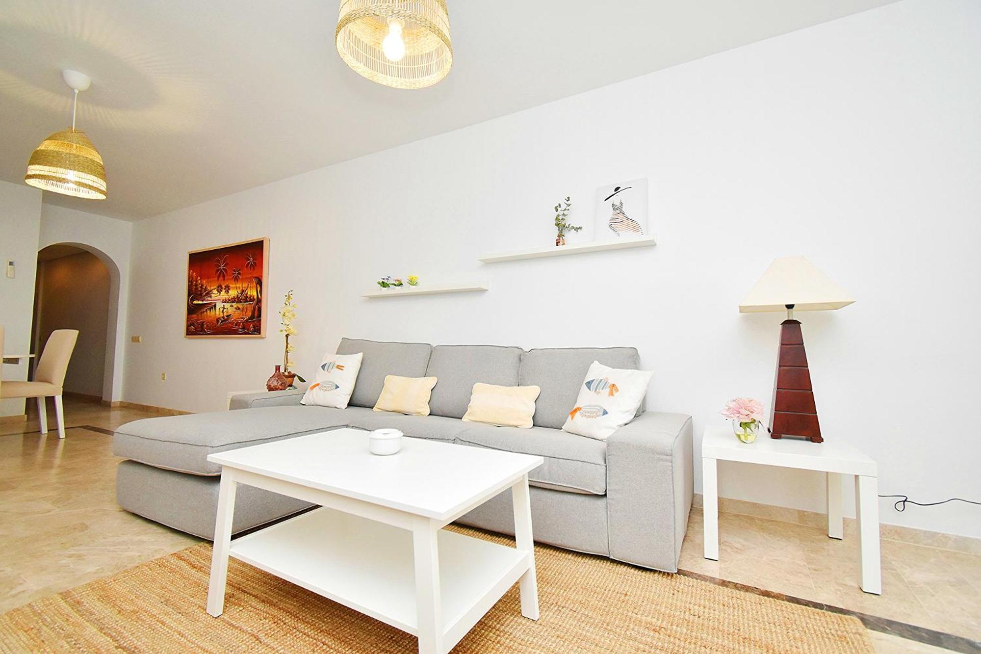 Expoholidays - Puerto Deportivo La Goleta Apartamento *