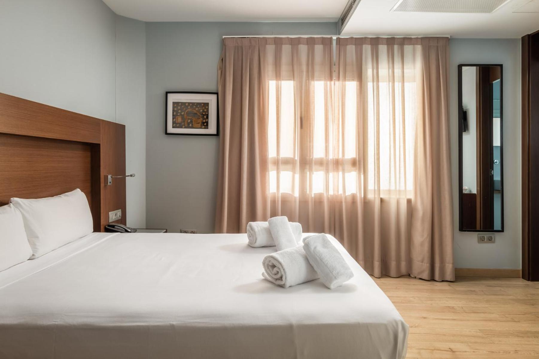 Madanis Liceo Hotel L'Hospitalet de Llobregat