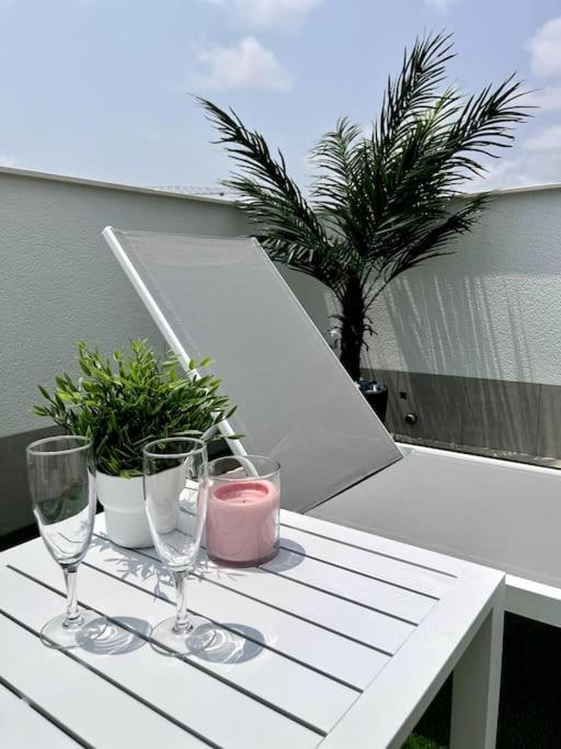 Premium Mia Heated Pool