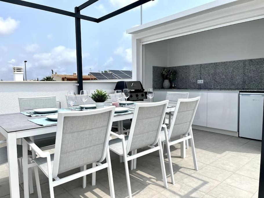 Premium Mia Heated Pool *