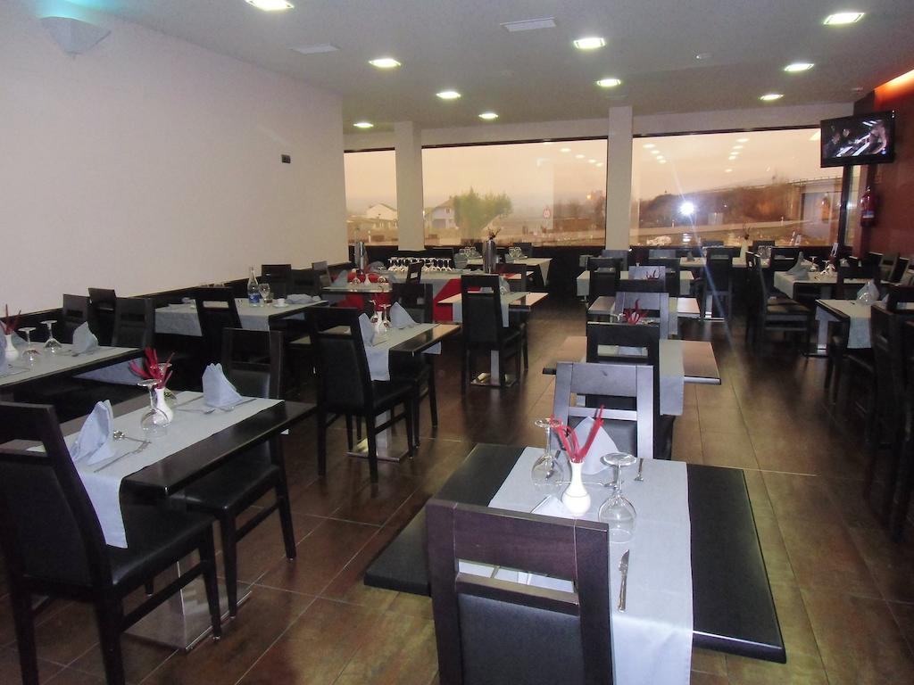 Area De Servicio Villamartín Hotel