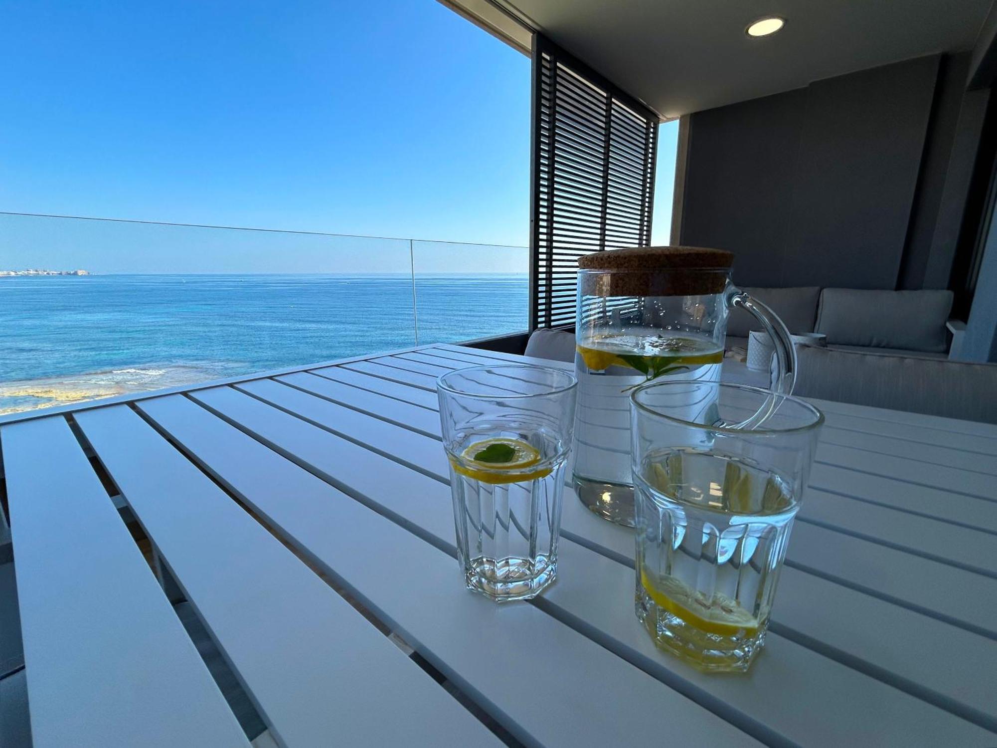 Posidonia Punta Prima - Luxury Seafront Apartment