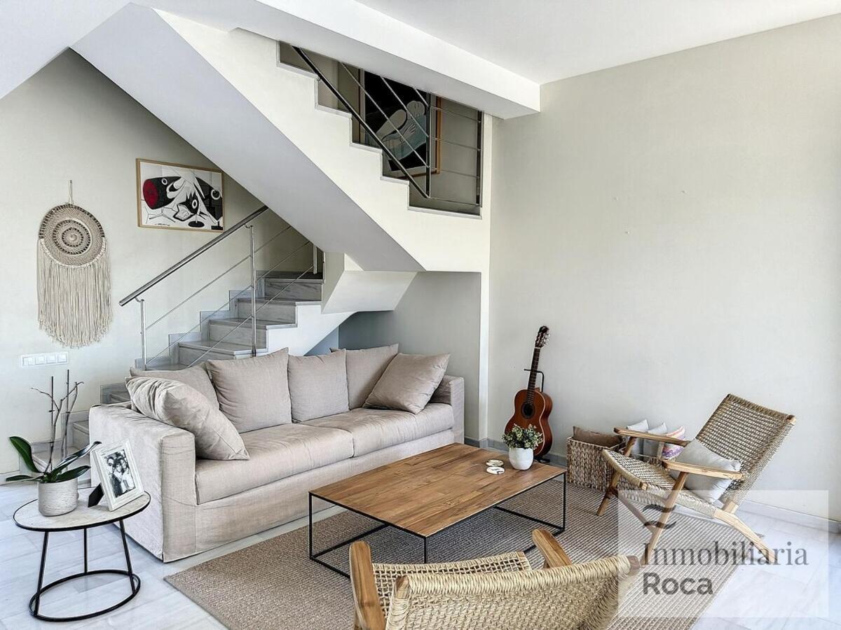 Apartamento Adosado Con Piscina Y Vistas Al Mar *