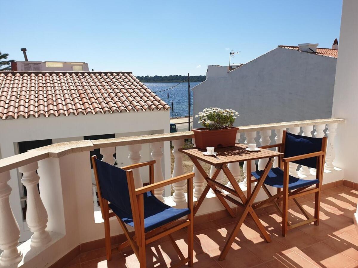F105 - Dos Dormitorios, Terraza Y A/c En Fornells Apartamento *