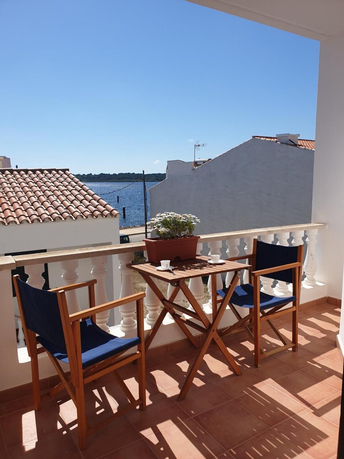 Apartamento F105 - Dos Dormitorios, Terraza Y A/c En Fornells *