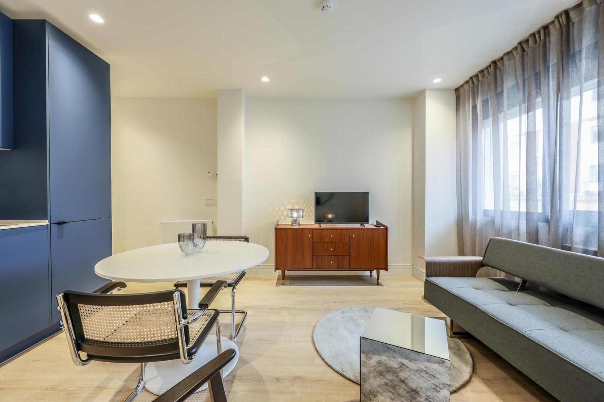 Apartment Amazinn Places Palacio Real