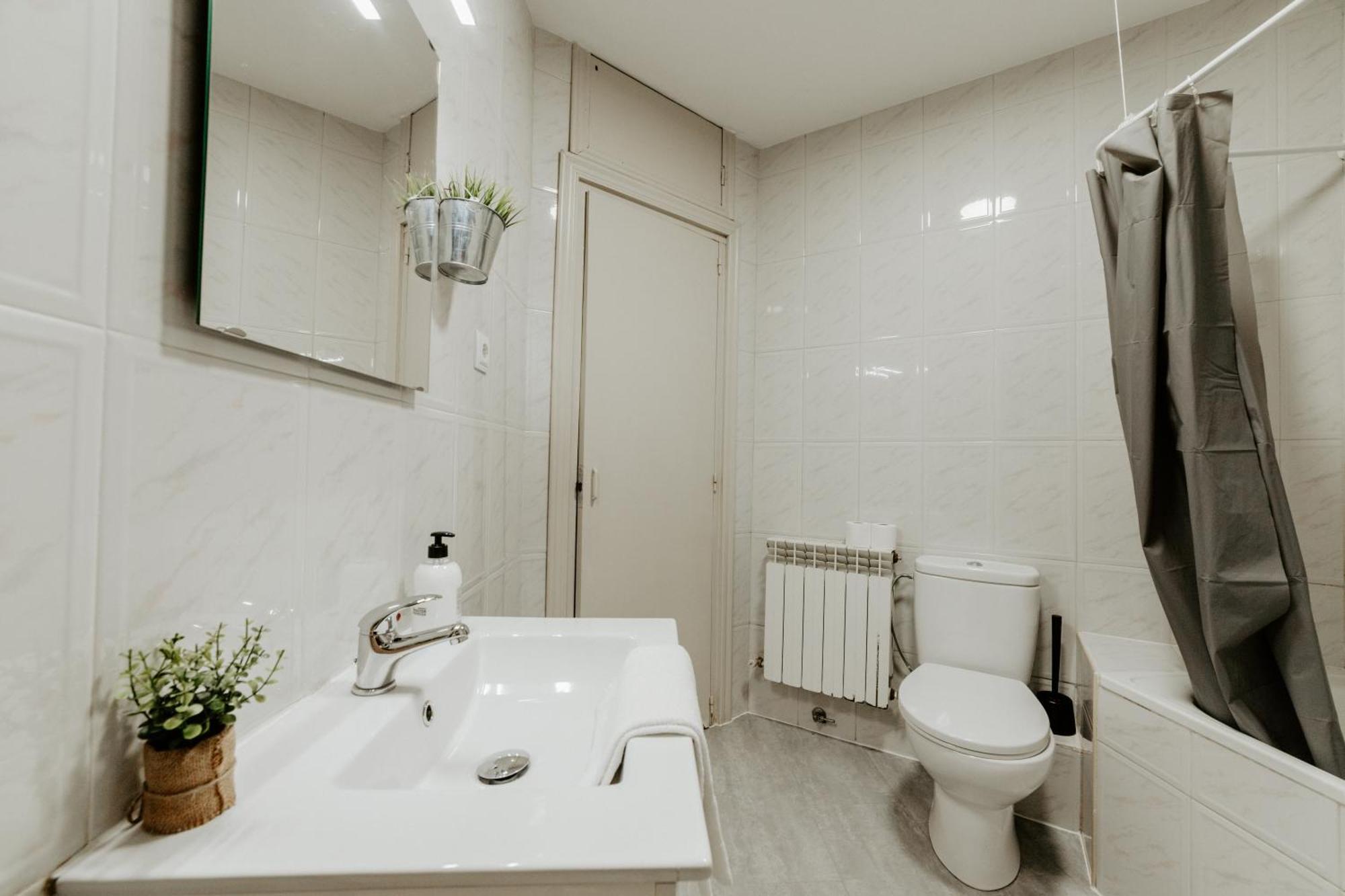 Palacio De Justicia Apartment Logrono