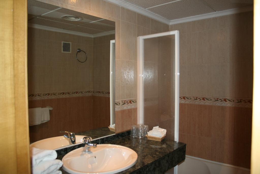 Austria 76 2* Puerto de Sagunto