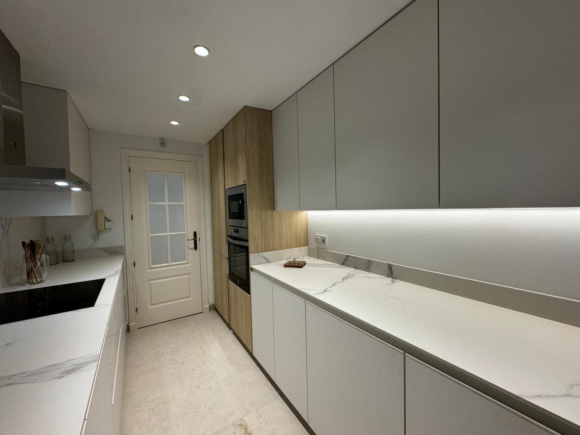 Lomas Del Club - Eaw Homes Apartment *