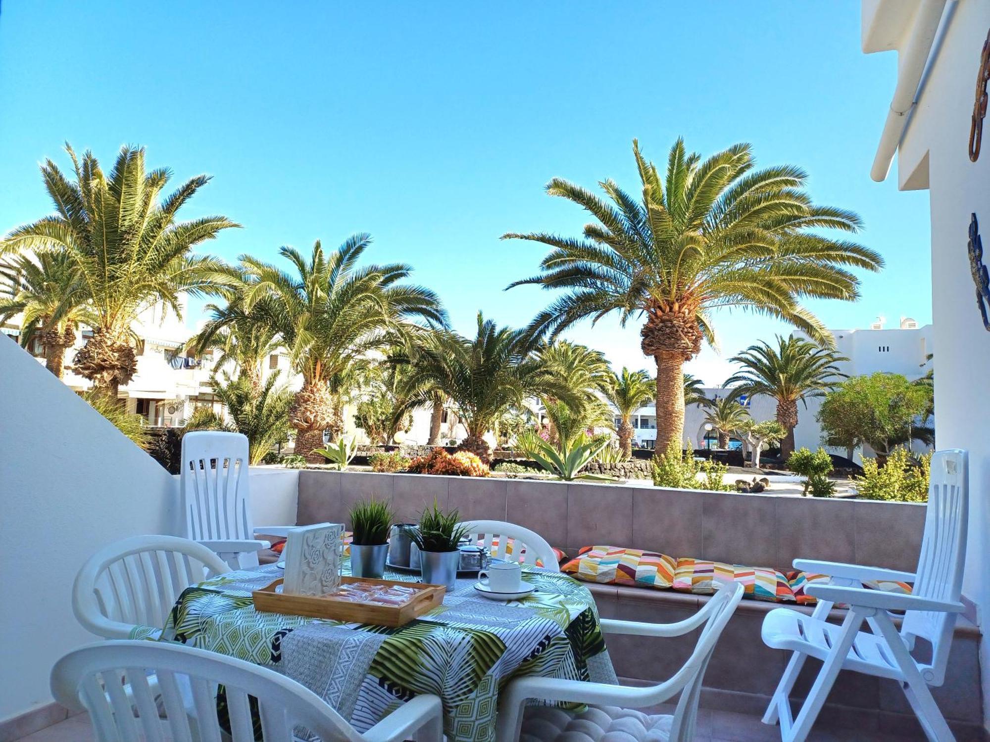 Happy Heart Molinos Costa Teguise