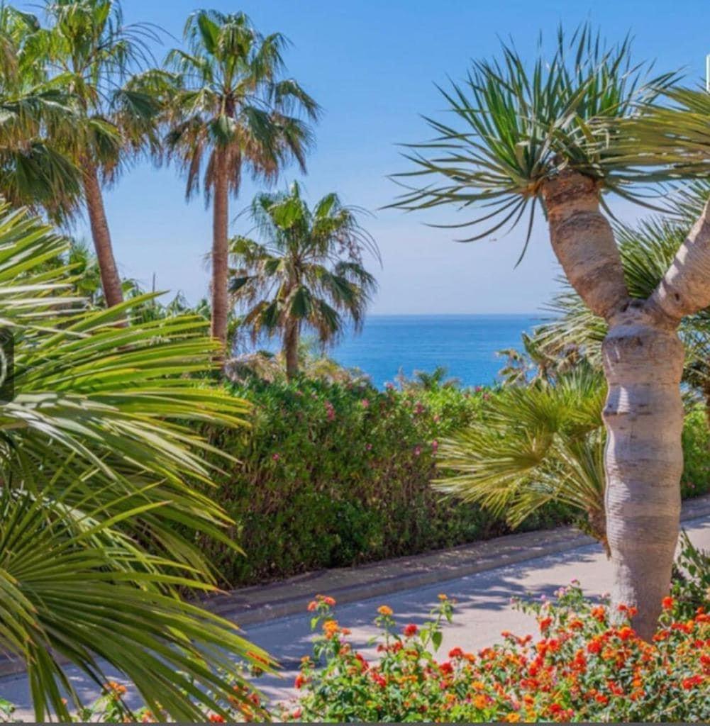 Apartment La Cala Gorgeous 2 Bedroom With Stunning Gardens, Pools And Sea Views *