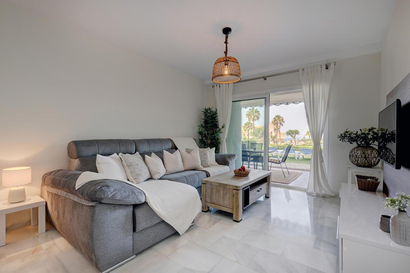 La Cala Gorgeous 2 Bedroom With Stunning Gardens, Pools And Sea Views *