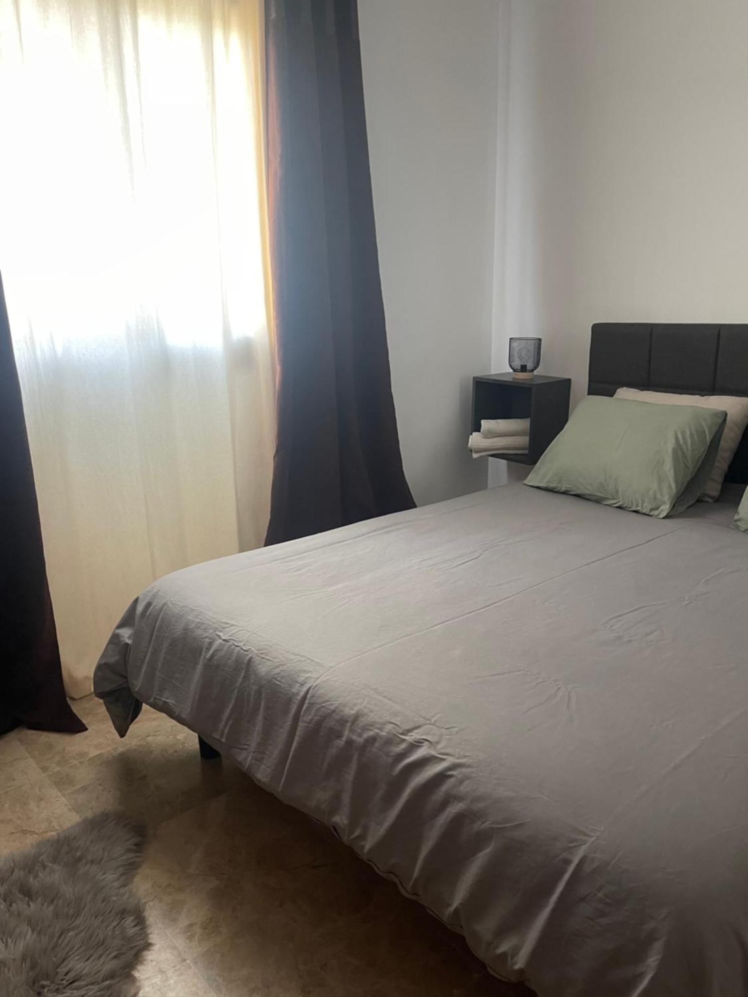 Galaksi-habitacion Doble Privada En Casa Compartida-uebica2 Homestay