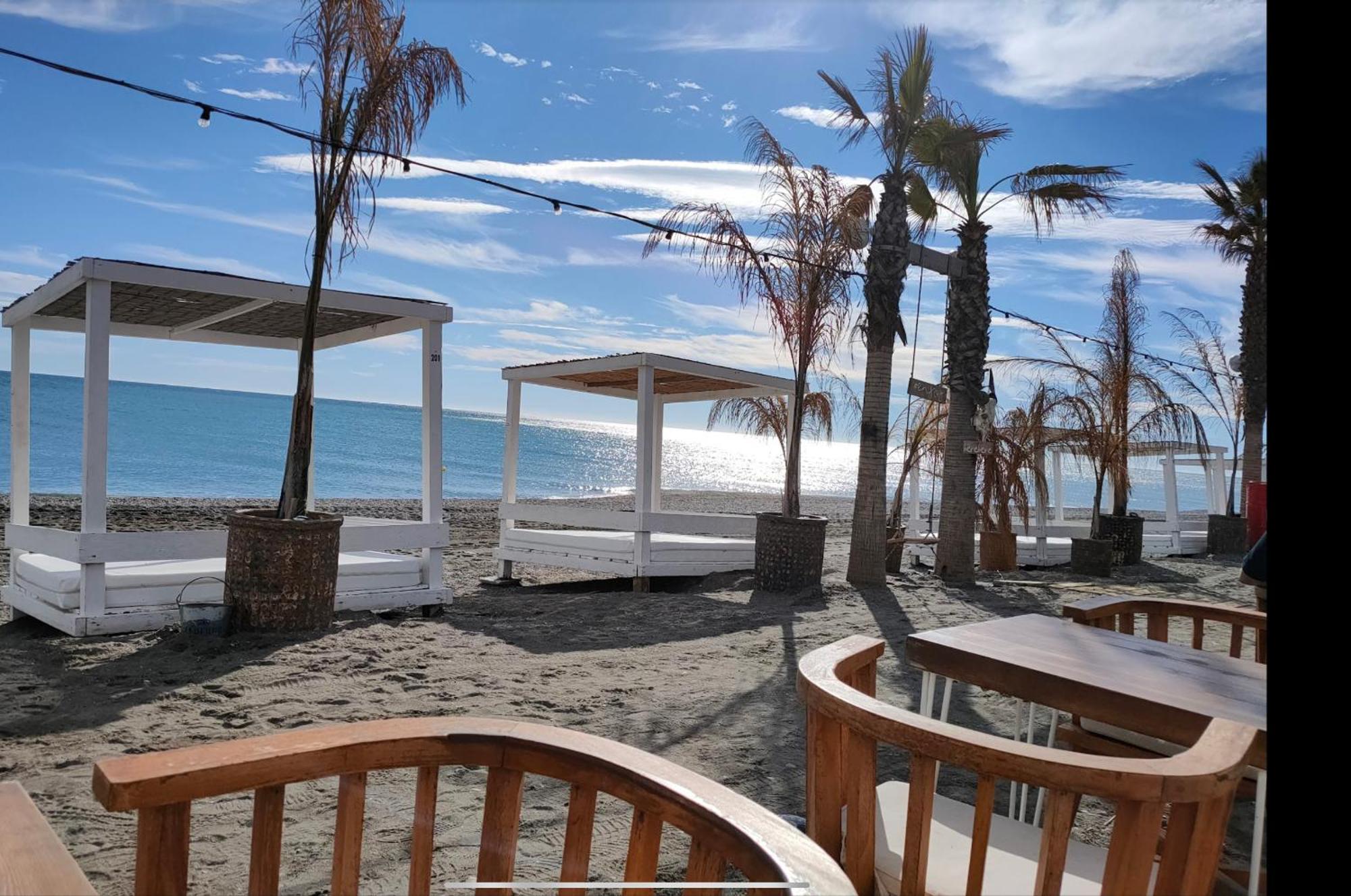 Costa Hollandia * Algarrobo Costa
