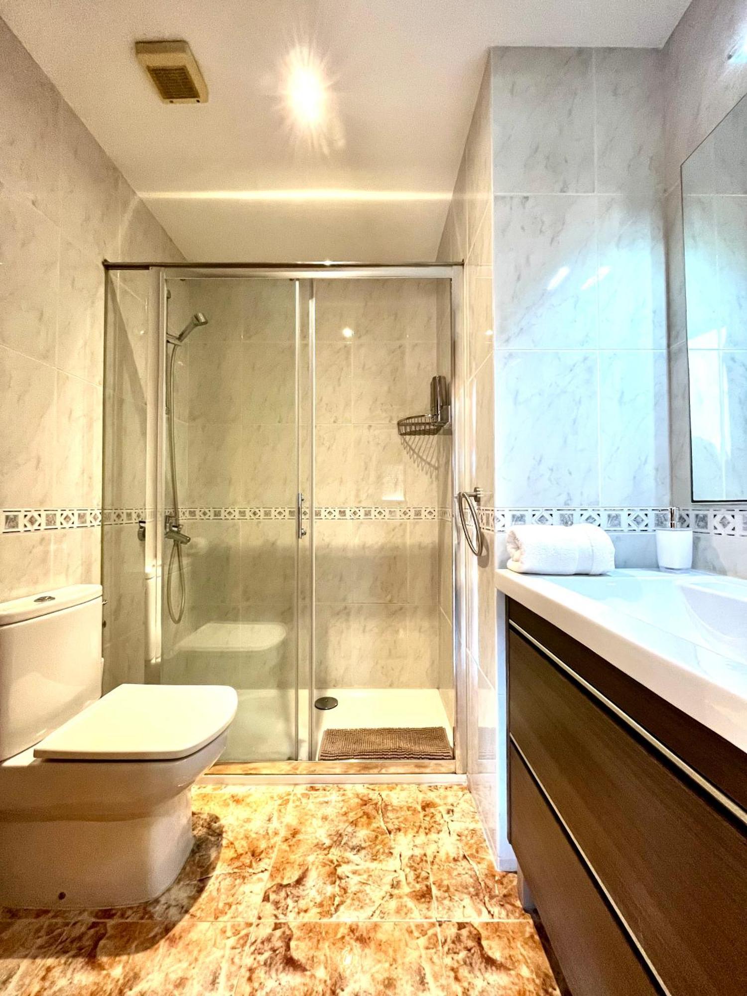 Amplio Apartamento, 5 Camas Apartamento *