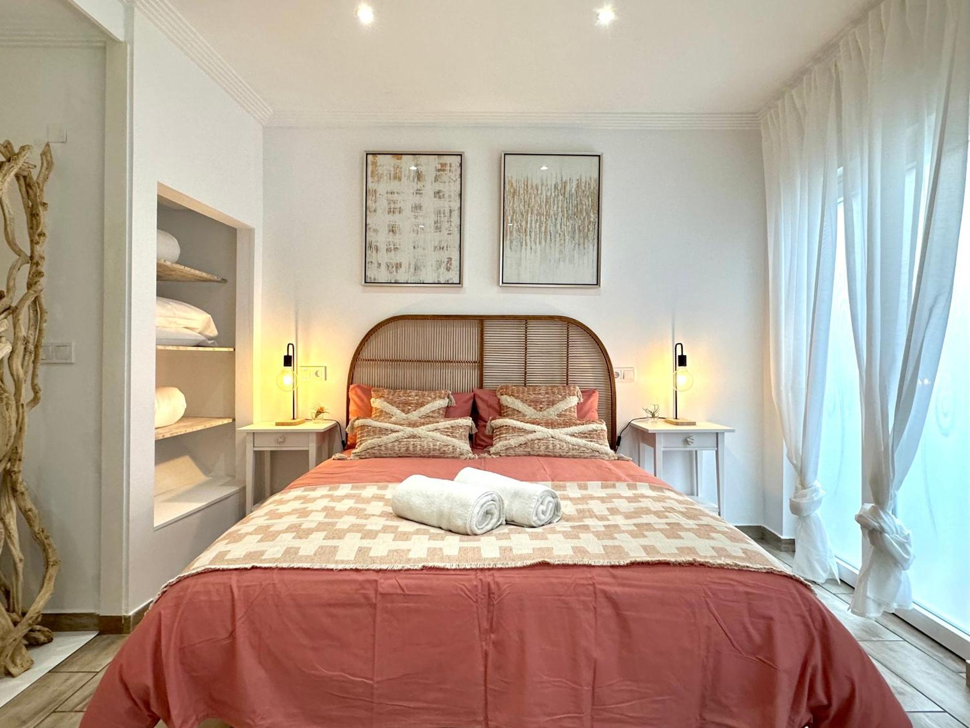 Estudio Con Encanto En El Casco, Junto Al Puerto * Castro Urdiales