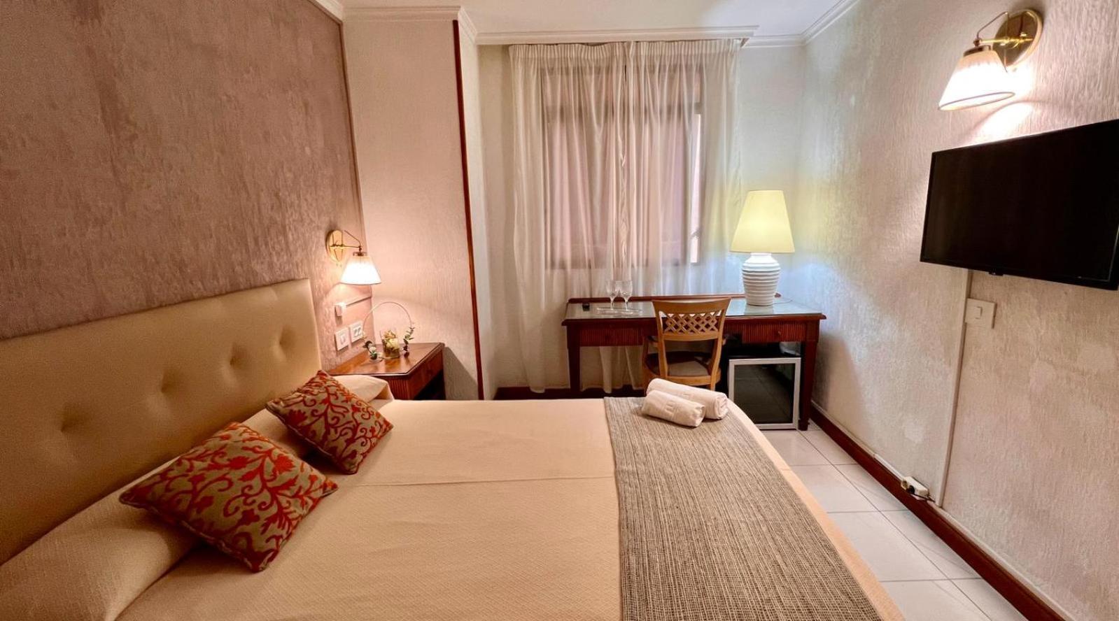 Hotel Atlántico Centro 2*