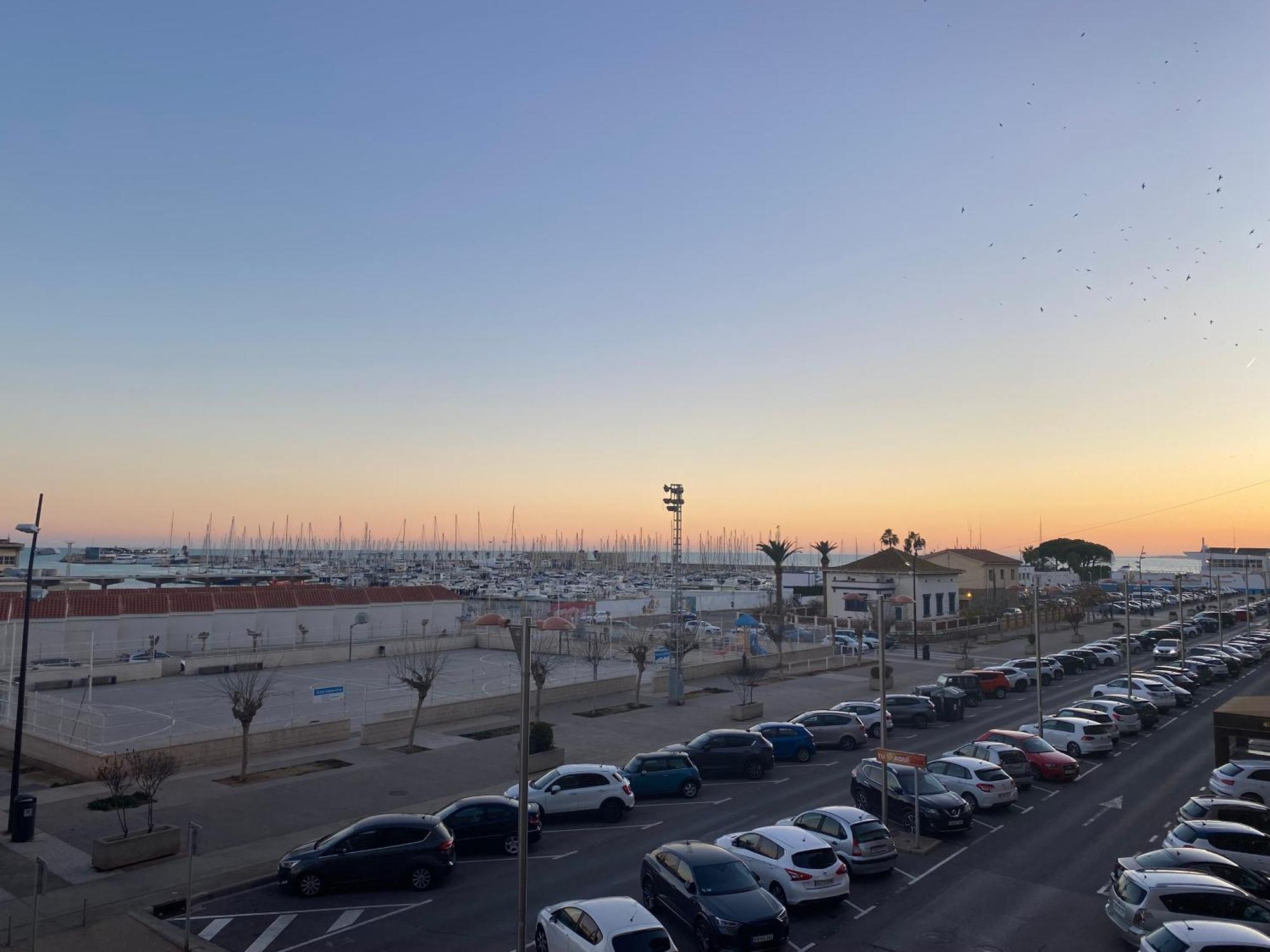 Frente Al Puerto Y Junto A La Playa Del Arenal Apartment *