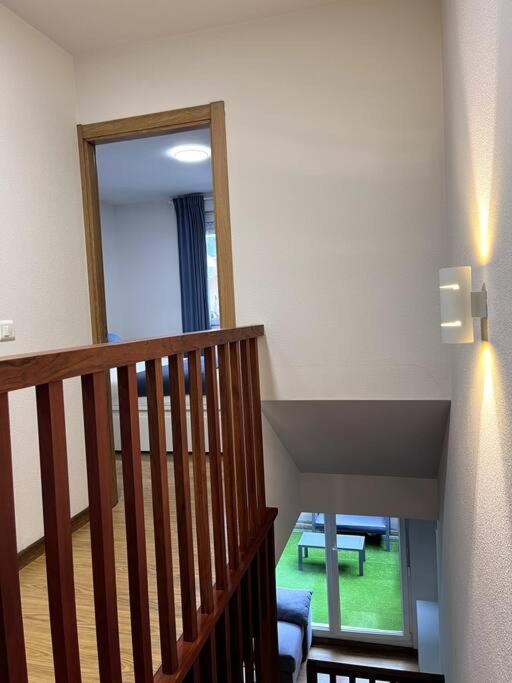 Apartamento Duplex Con Terraza