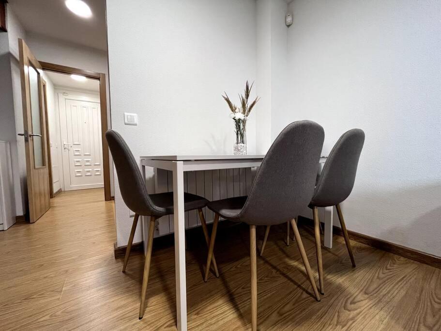 Apartamento Duplex Con Terraza