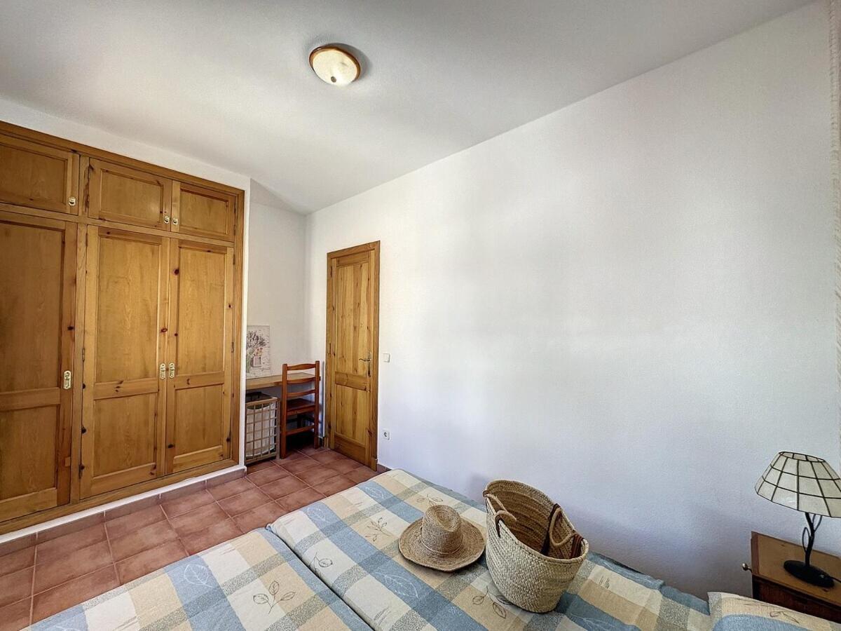 F105 - Dos Dormitorios, Terraza Y A/c En Fornells * Fornells (Menorca)