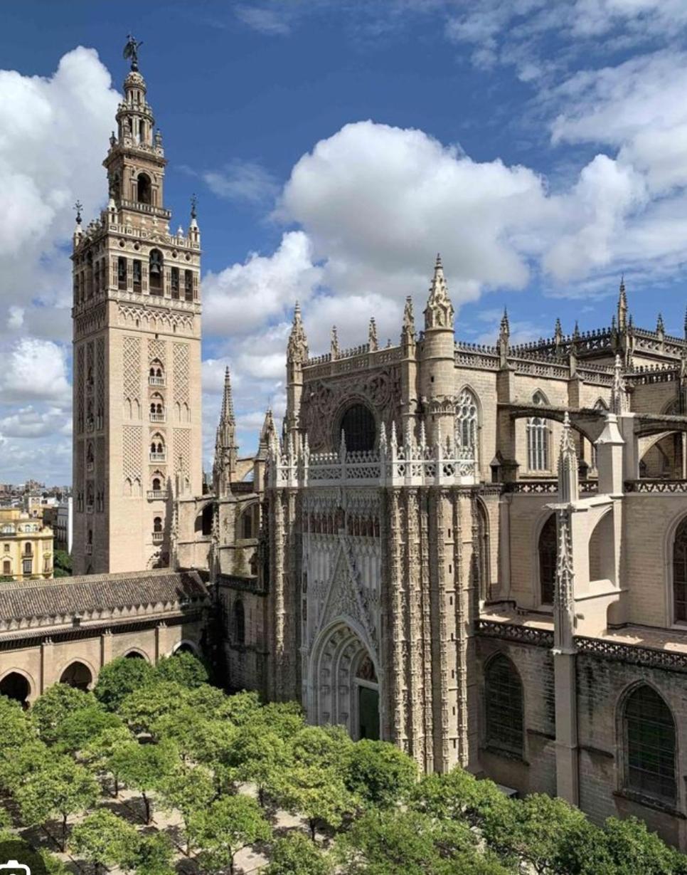 Con Bano Privado A Pies Del Rio Guadalquivir *