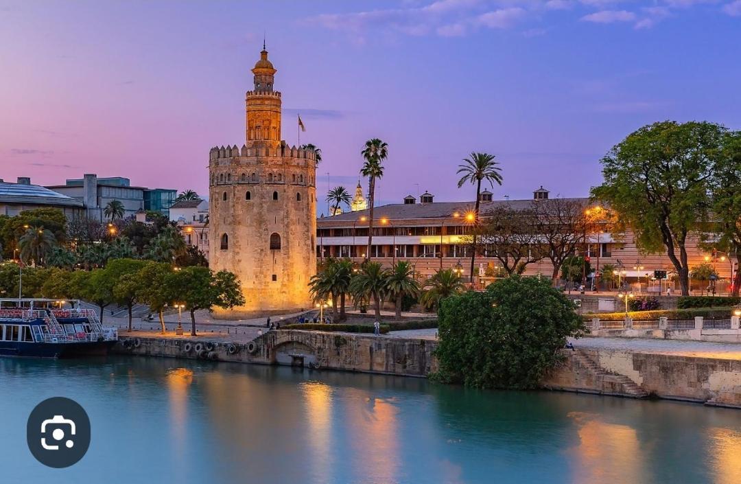 Homestay Con Bano Privado A Pies Del Rio Guadalquivir Coria Del Rio