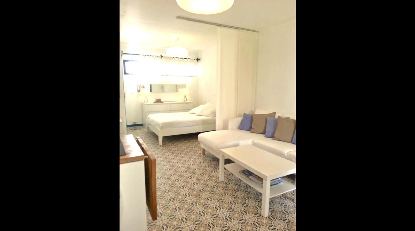 Apartment 4
