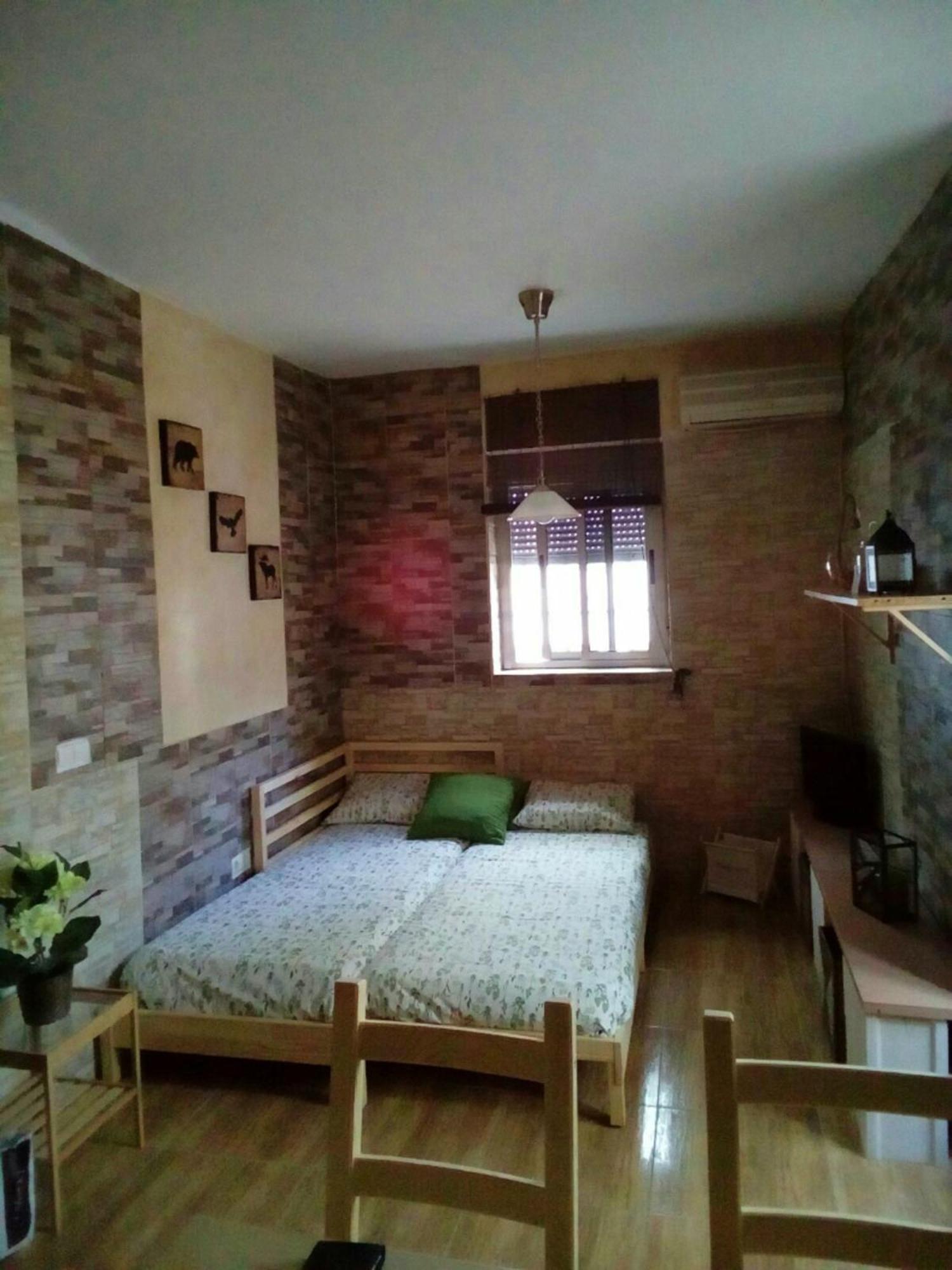 Apartamento En Barrio San Basilio Apartment *